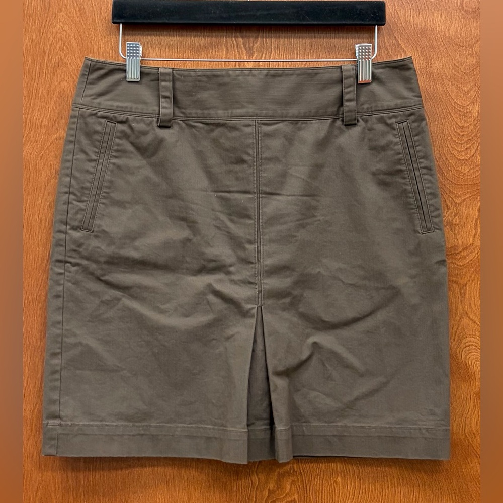DKNY brown front inverted pleat knee skirt cotton blend wide waistband size 8